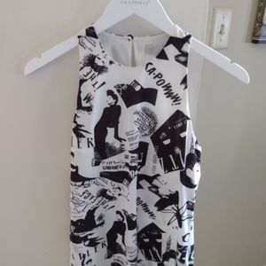 Anatomie Wrinkle Free Travel Tank Newspaper Print